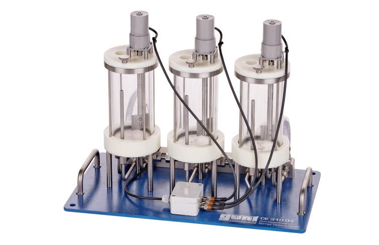 Stirred tanks in series