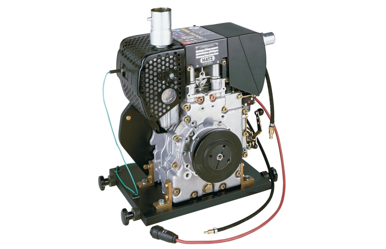 Four-stroke diesel engine