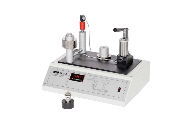 Calibrating a pressure sensor